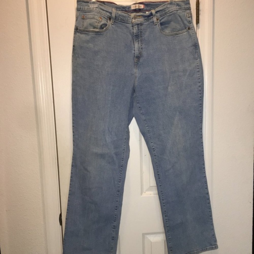 Levi’s 550 Women’s Relaxed Boot cut plus size 20m